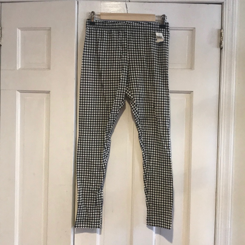Old Navy Houndstooth Leggings